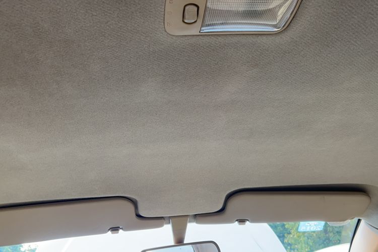 Used BYD F3 2012 Energy-Saving Model 1.5L Manual Comfort Version Headliner