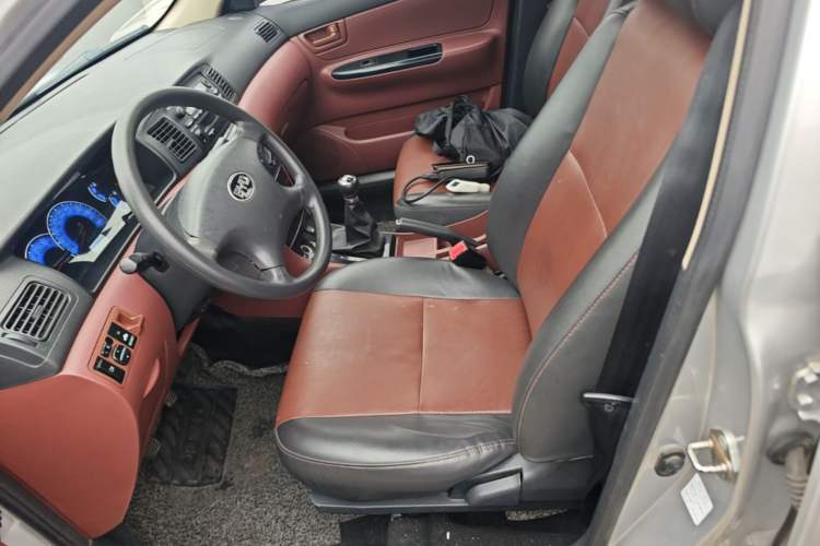 Used BYD F3 2012 Energy-Saving Model 1.5L Manual Comfort Version Left Front Seat