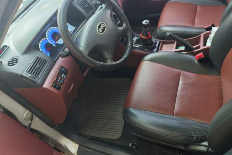 Used BYD F3 2012 Energy-Saving Model 1.5L Manual Comfort Version Left Front Seat