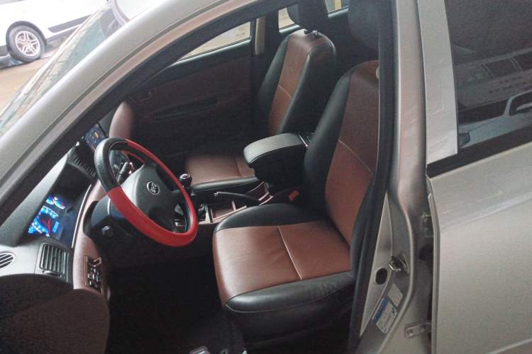 Used BYD F3 2012 Energy-Saving Model 1.5L Manual Comfort Version Left Front Seat