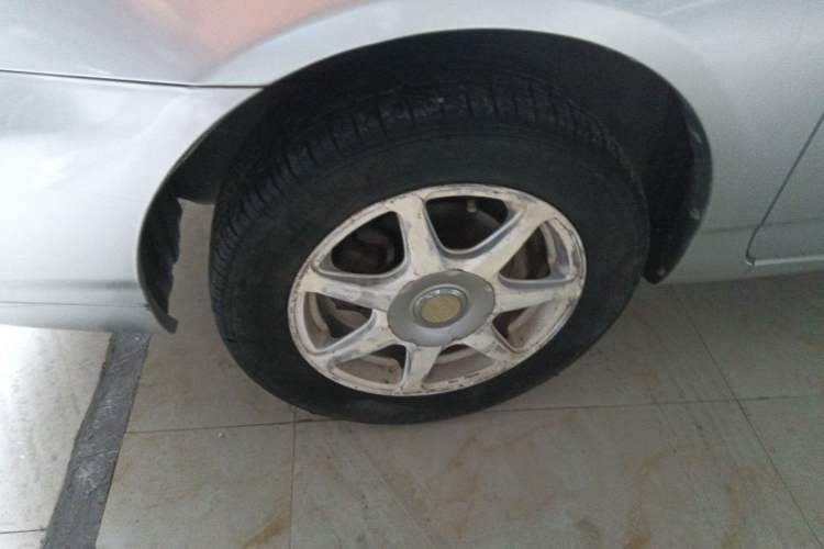 Used BYD F3 2012 Energy-Saving Model 1.5L Manual Comfort Version Left Front Wheel Hub