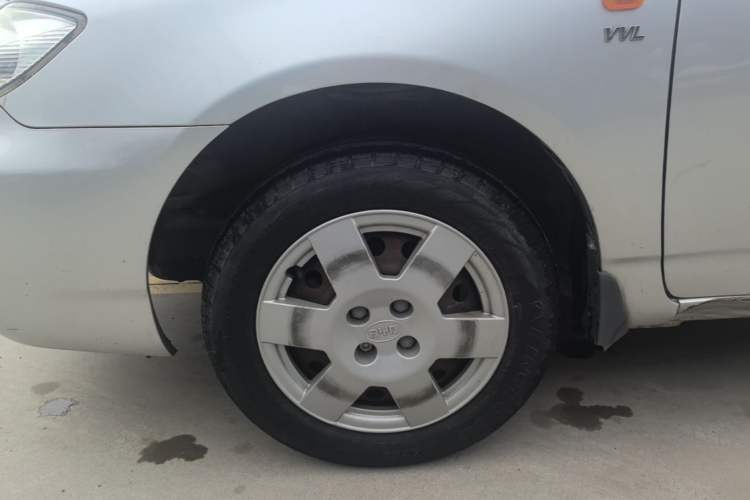 Used BYD F3 2012 Energy-Saving Model 1.5L Manual Comfort Version Left Front Wheel Hub