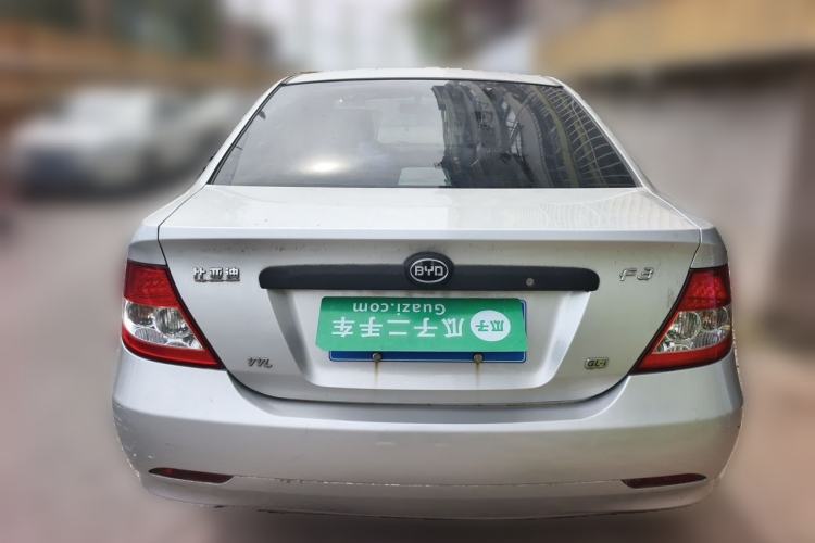Used BYD F3 2012 Energy-Saving Model 1.5L Manual Comfort Version Rear