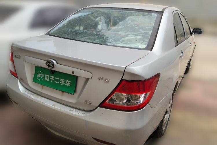 Used BYD F3 2012 Energy-Saving Model 1.5L Manual Comfort Version Rear