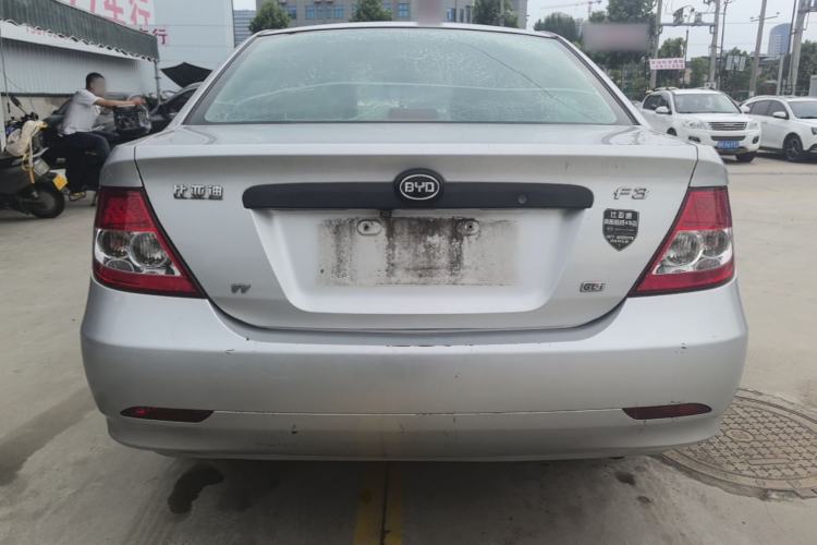 Used BYD F3 2012 Energy-Saving Model 1.5L Manual Comfort Version Rear