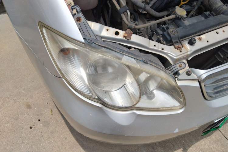 Used BYD F3 2012 Energy-Saving Model 1.5L Manual Comfort Version Right Front Headlight