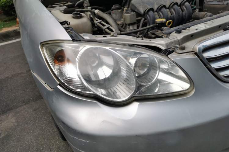 Used BYD F3 2012 Energy-Saving Model 1.5L Manual Comfort Version Right Front Headlight