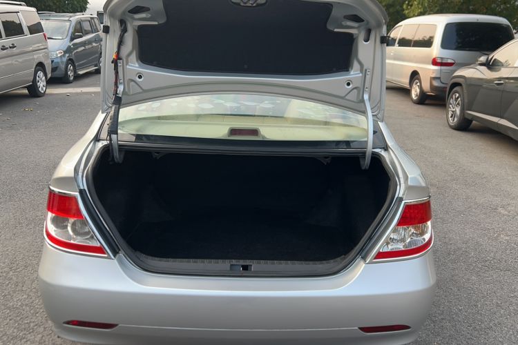 Used BYD F3 2012 Energy-Saving Model 1.5L Manual Comfort Version Trunk
