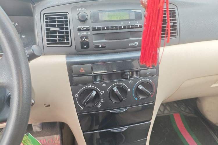 Used BYD F3 2012 Energy-Saving Model 1.5L Manual Comfort Version Audio And AC Panel