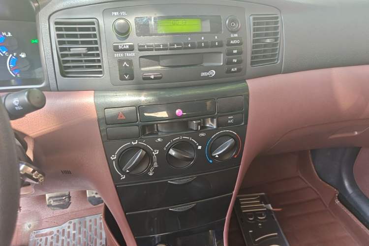 Used BYD F3 2012 Energy-Saving Model 1.5L Manual Comfort Version Audio And AC Panel