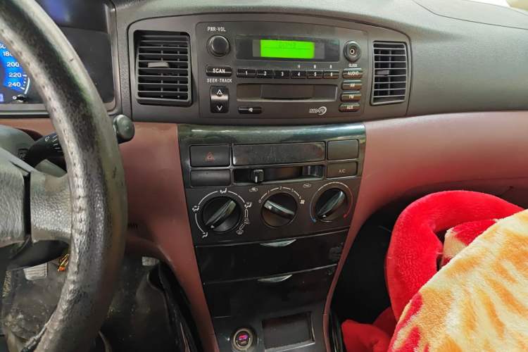 Used BYD F3 2012 Energy-Saving Model 1.5L Manual Comfort Version Audio And AC Panel