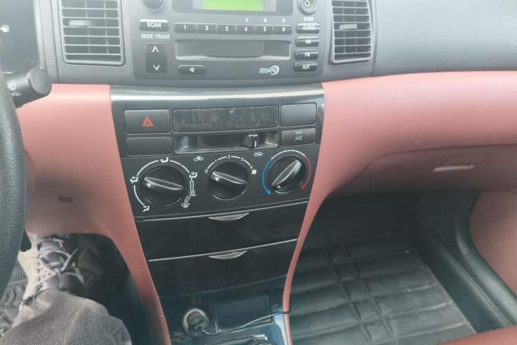 Used BYD F3 2012 Energy-Saving Model 1.5L Manual Comfort Version Audio And AC Panel