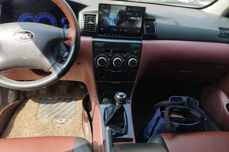 Used BYD F3 2012 Energy-Saving Model 1.5L Manual Comfort Version Audio And AC Panel