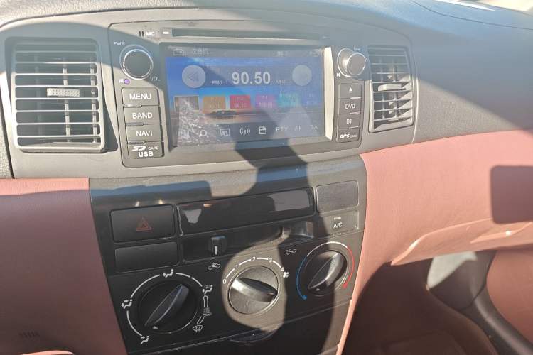 Used BYD F3 2012 Energy-Saving Model 1.5L Manual Comfort Version Audio And AC Panel