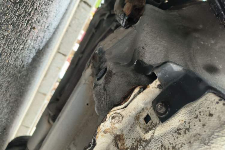 Used BYD F3 2012 Energy-Saving Edition 1.5L Manual Standard Model Chassis Front Left