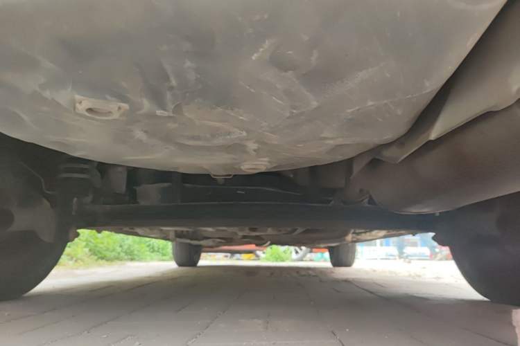 Used BYD F3 2012 Energy-Saving Model 1.5L Manual Comfort Version Chassis Rear