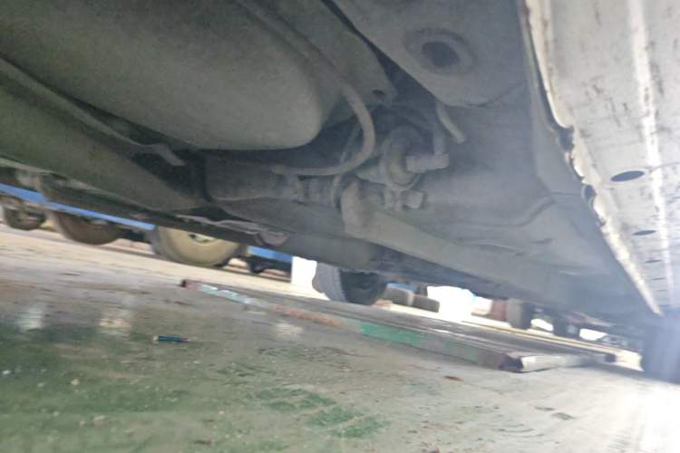 Used BYD F3 2012 Energy-Saving Model 1.5L Manual Comfort Version Chassis Rear Right