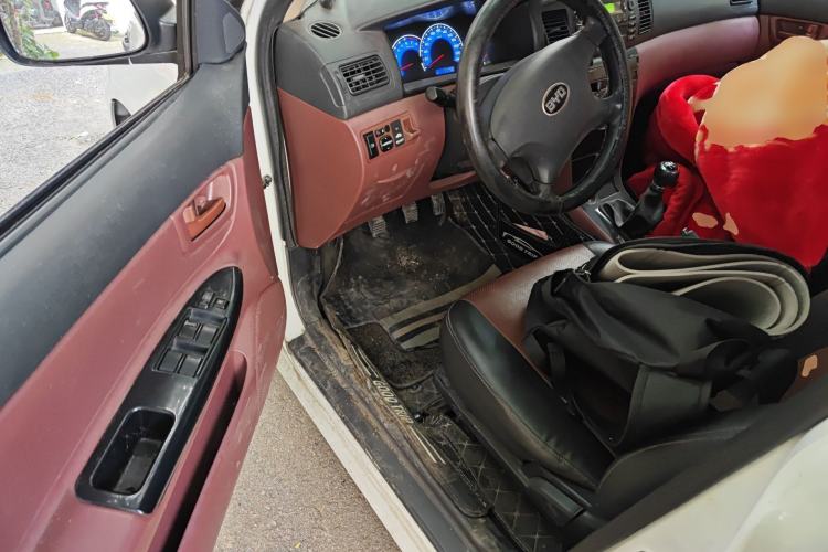 Used BYD F3 2012 Energy-Saving Model 1.5L Manual Comfort Version Driver Seat