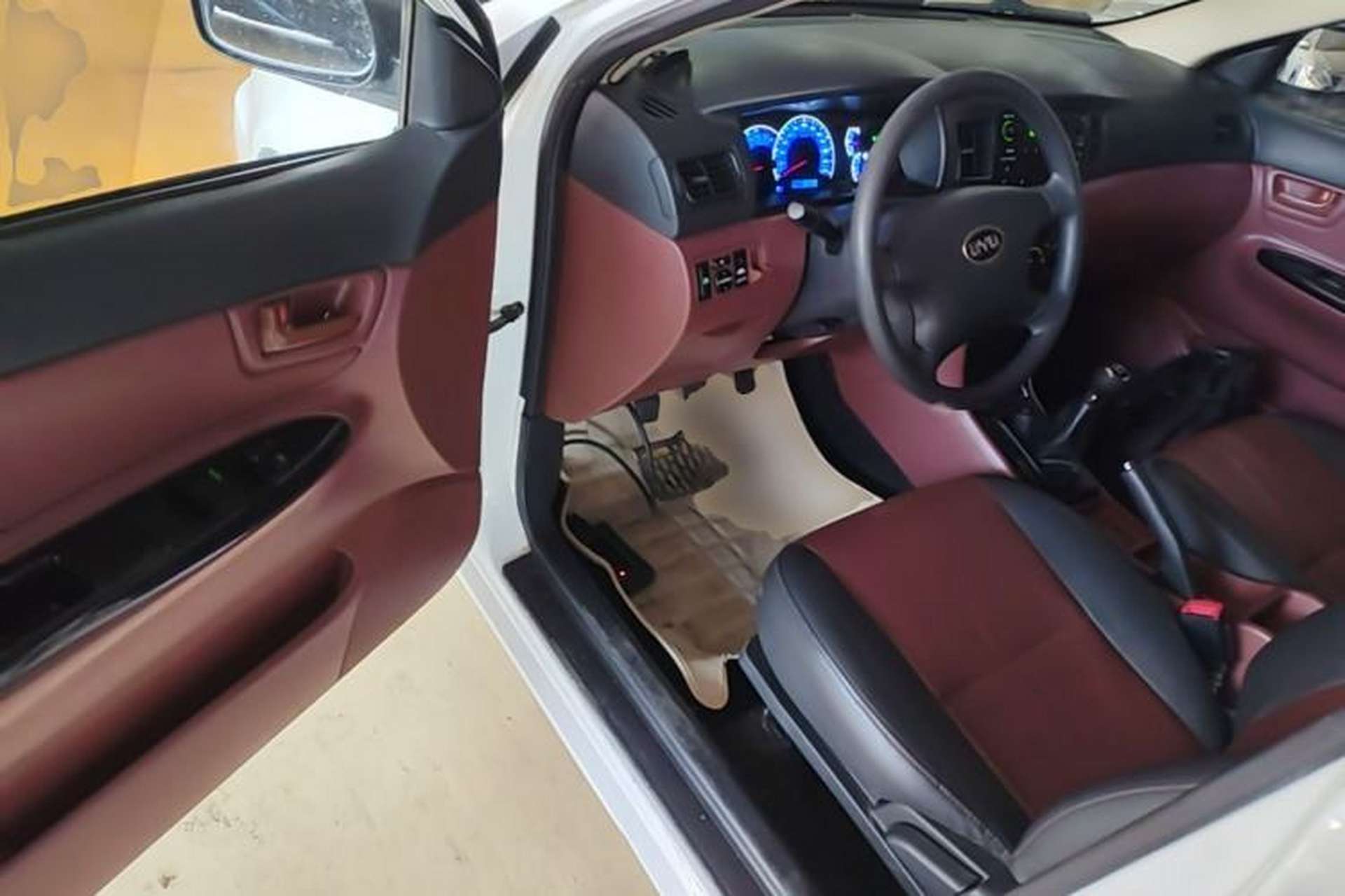 Used BYD F3 2012 Energy-Saving Model 1.5L Manual Comfort Version Driver Seat
