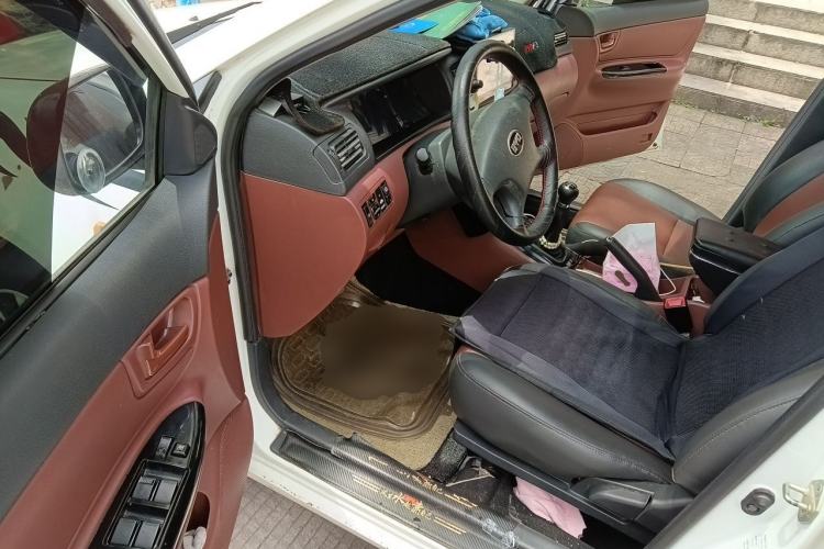 Used BYD F3 2012 Energy-Saving Model 1.5L Manual Comfort Version Driver Seat
