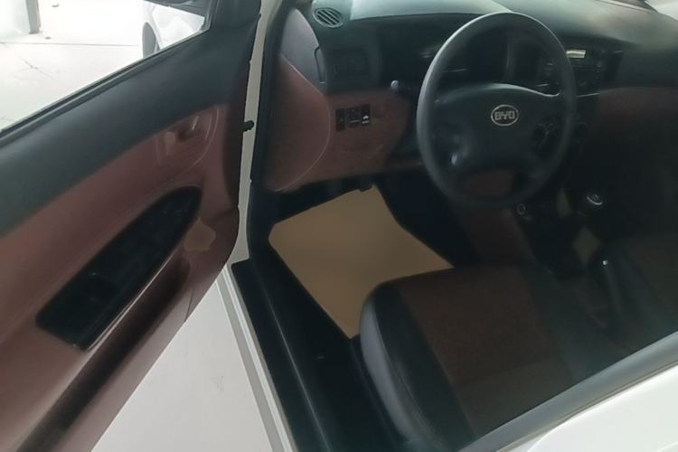 Used BYD F3 2012 Energy-Saving Edition 1.5L Manual Standard Model Driver Seat