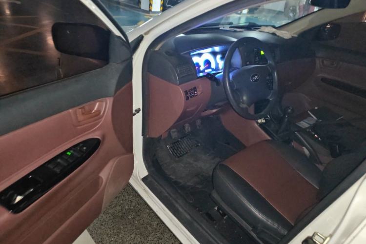 Used BYD F3 2012 Energy-Saving Model 1.5L Manual Comfort Version Driver Seat