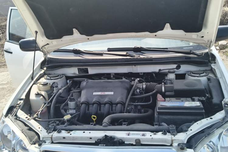 Used BYD F3 2012 Energy-Saving Model 1.5L Manual Comfort Version Engine Bay