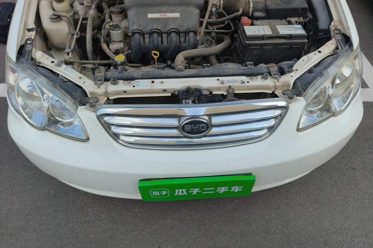 Used BYD F3 2012 Energy-Saving Model 1.5L Manual Comfort Version Engine Bay