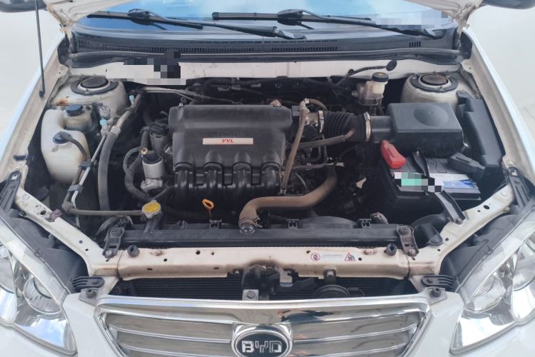 Used BYD F3 2012 Energy-Saving Model 1.5L Manual Comfort Version Engine Bay
