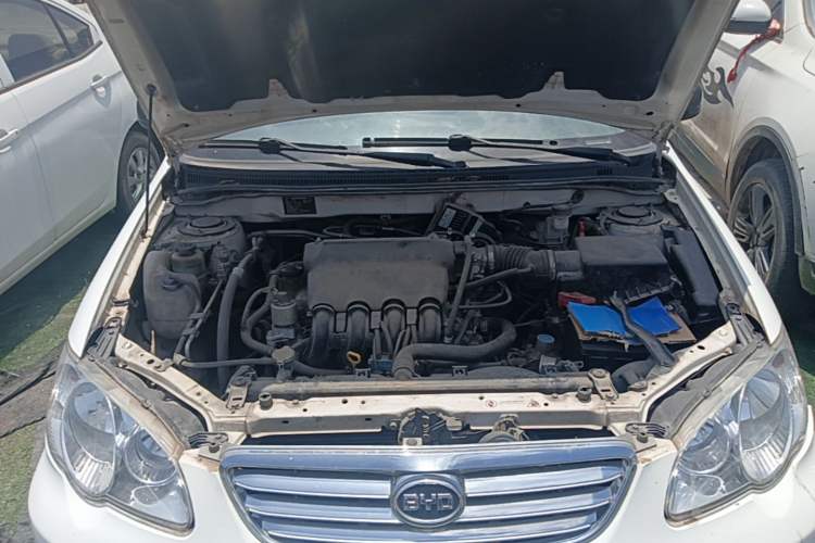 Used BYD F3 2012 Energy-Saving Model 1.5L Manual Comfort Version Engine Bay