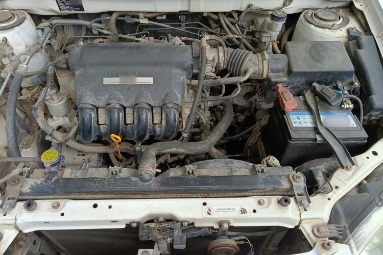 Used BYD F3 2012 Energy-Saving Model 1.5L Manual Comfort Version Engine Bay