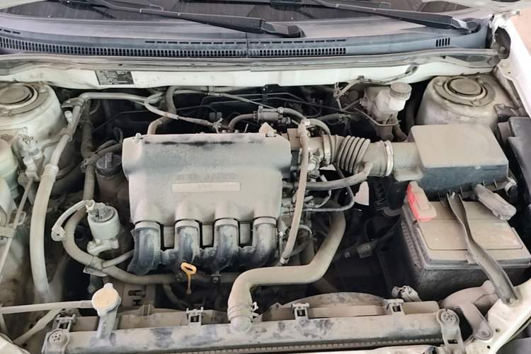 Used BYD F3 2012 Energy-Saving Model 1.5L Manual Comfort Version Engine Bay
