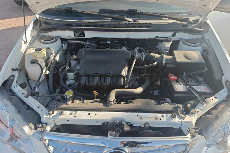 Used BYD F3 2012 Energy-Saving Model 1.5L Manual Comfort Version Engine Bay