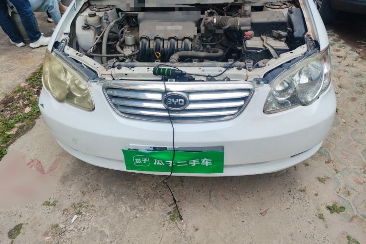 Used BYD F3 2012 Energy-Saving Model 1.5L Manual Comfort Version Engine Bay