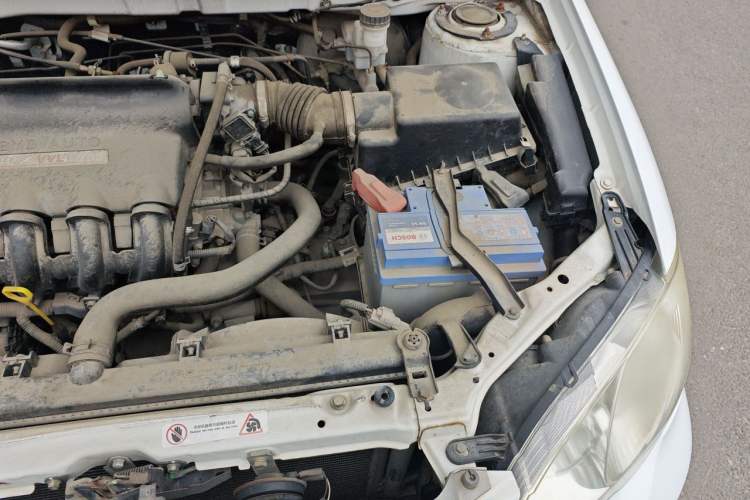 Used BYD F3 2012 Energy-Saving Model 1.5L Manual Comfort Version Engine Bay Left