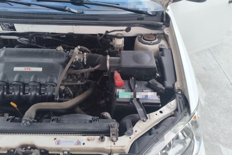 Used BYD F3 2012 Energy-Saving Model 1.5L Manual Comfort Version Engine Bay Left