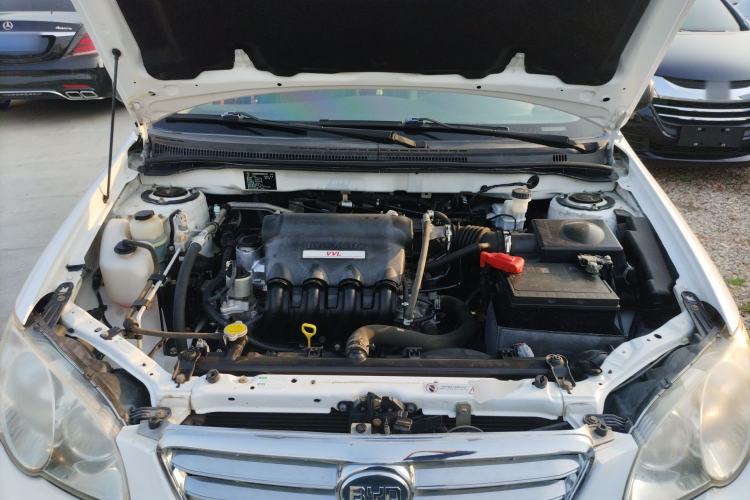 Used BYD F3 2012 Energy-Saving Model 1.5L Manual Comfort Version Engine Bay
