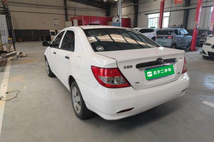 Used BYD F3 2012 Energy-Saving Model 1.5L Manual Comfort Version Exterior 2