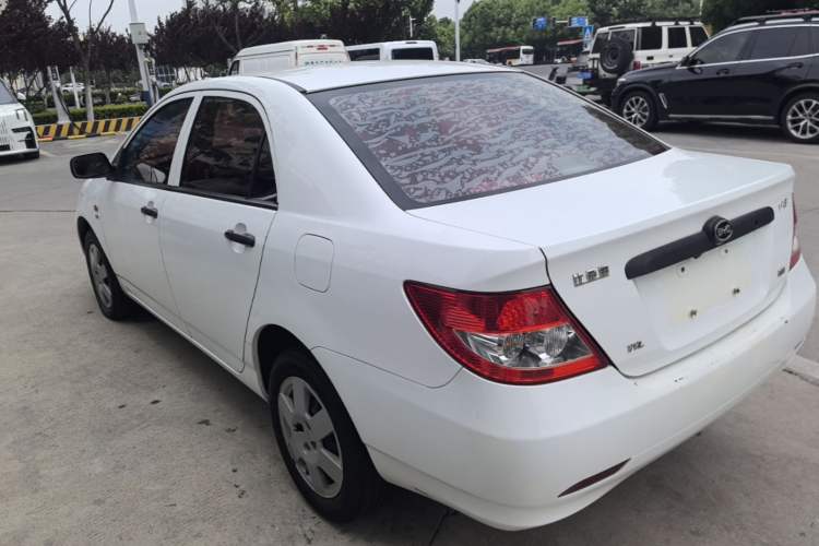 Used BYD F3 2012 Energy-Saving Model 1.5L Manual Comfort Version Exterior 2