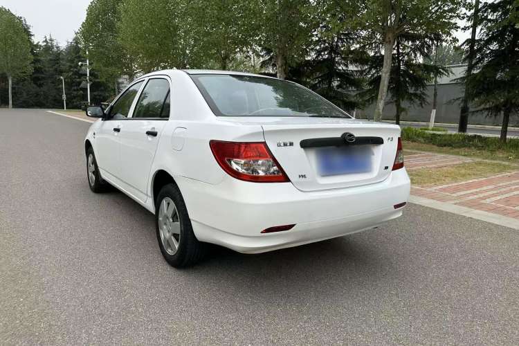 Used BYD F3 2012 Energy-Saving Model 1.5L Manual Comfort Version Exterior 3