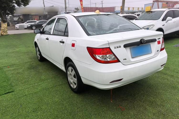 Used BYD F3 2012 Energy-Saving Model 1.5L Manual Comfort Version Exterior 5