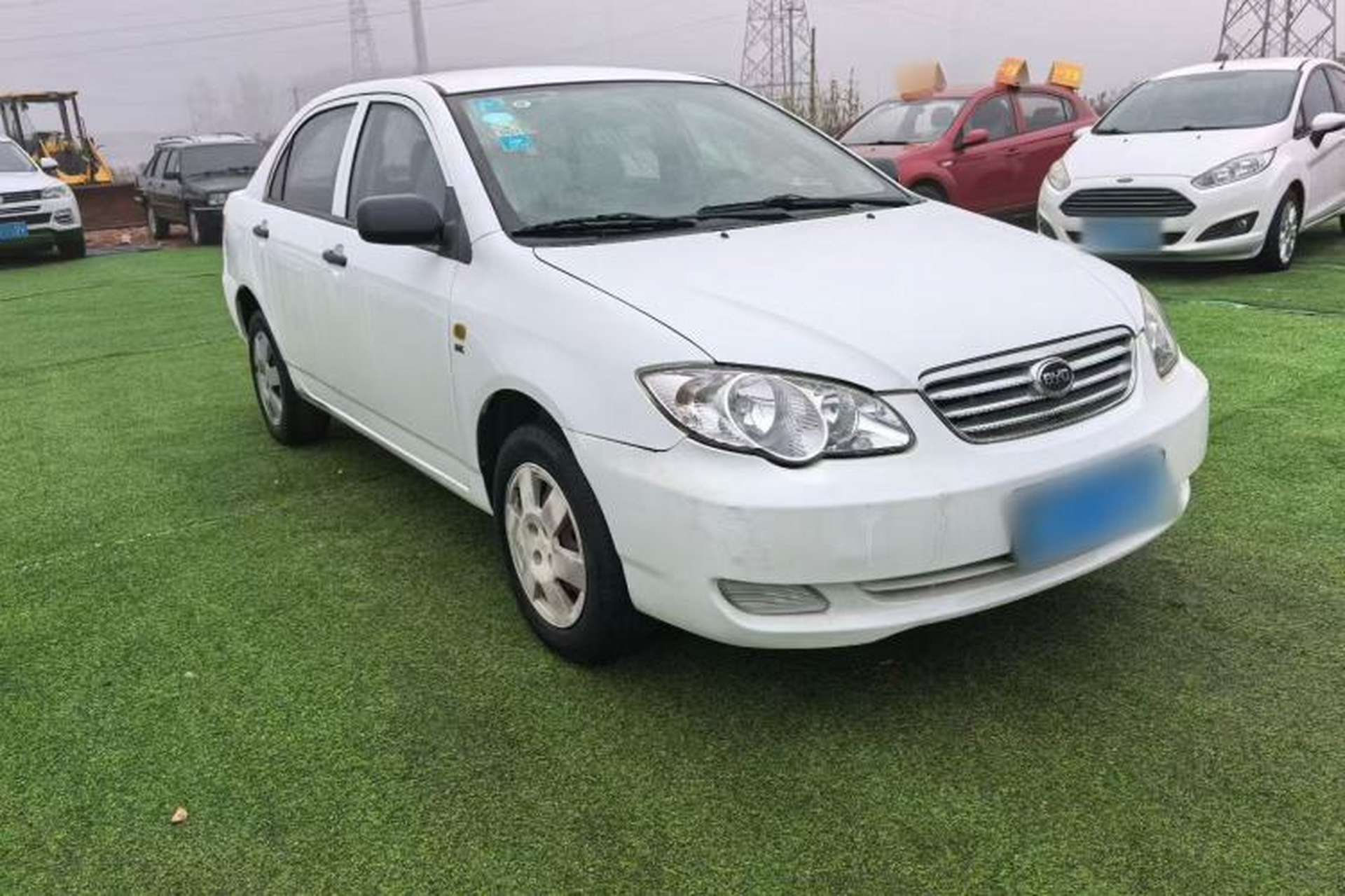 Used BYD F3 2012 Energy-Saving Model 1.5L Manual Comfort Version Exterior 8