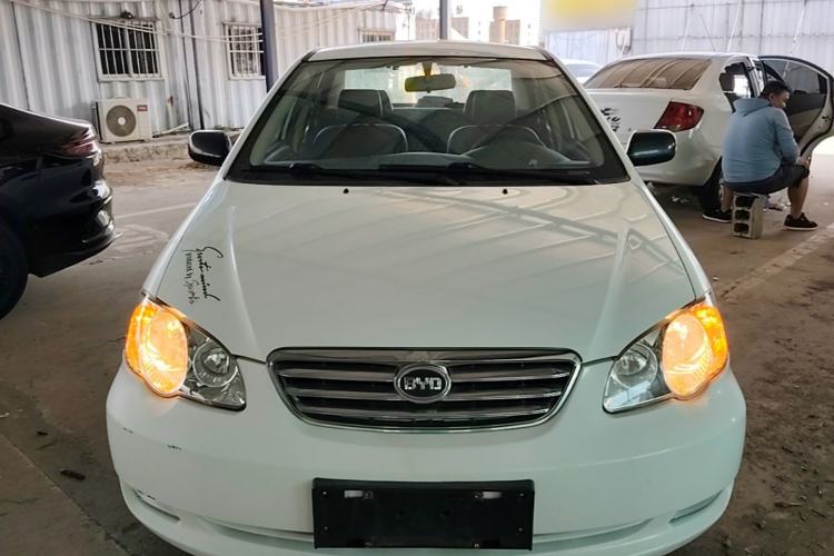Used BYD F3 2012 Energy-Saving Model 1.5L Manual Comfort Version Front