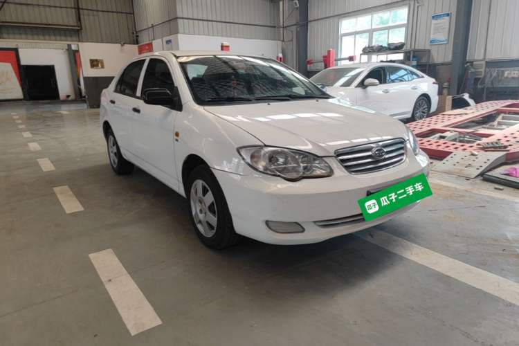 Used BYD F3 2012 Energy-Saving Model 1.5L Manual Comfort Version Front Right 45 Deg