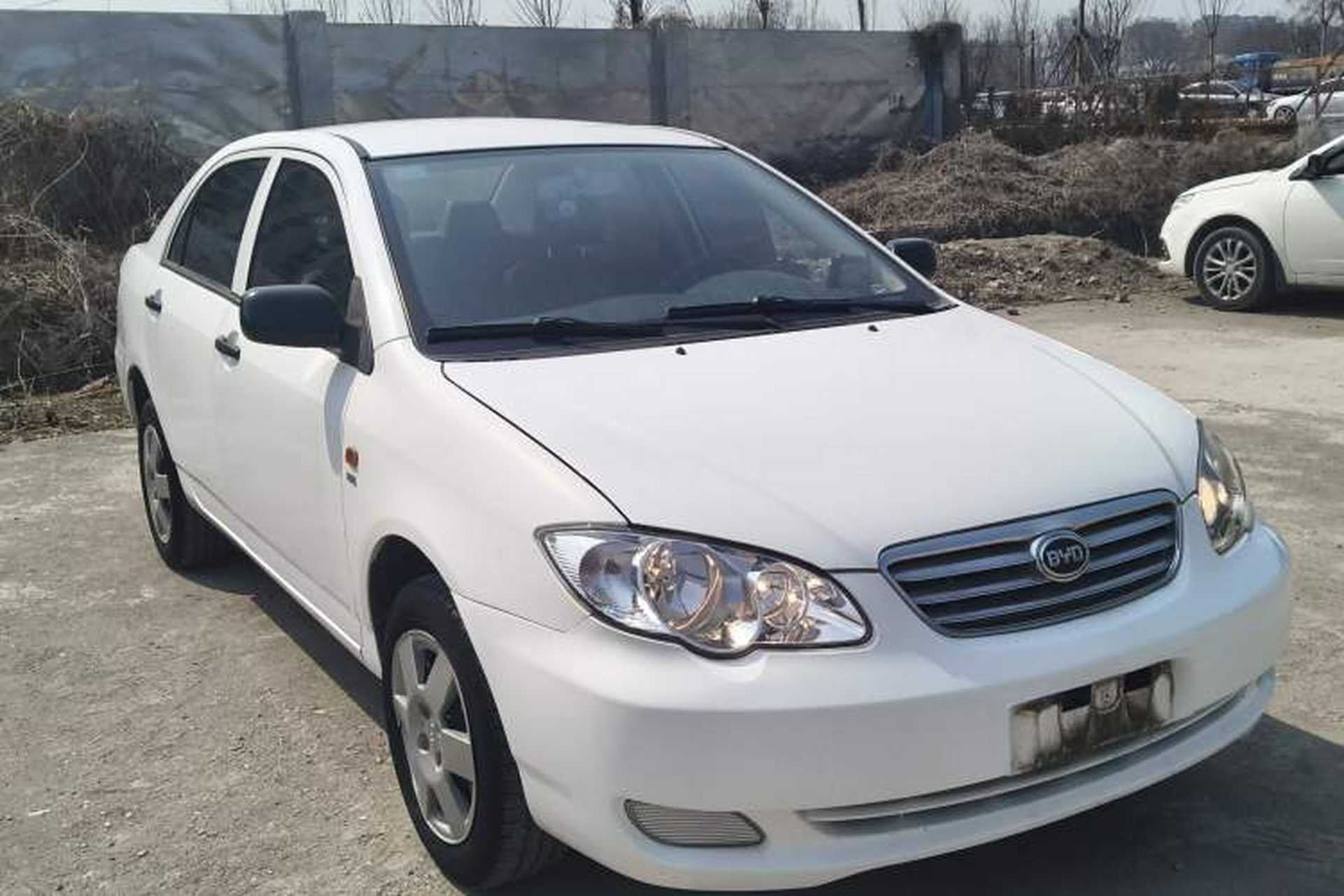 Used BYD F3 2012 Energy-Saving Model 1.5L Manual Comfort Version Front Right 45 Deg