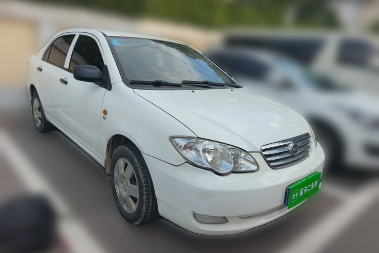 Used BYD F3 2012 Energy-Saving Model 1.5L Manual Comfort Version Front Right 45 Deg