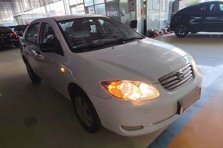Used BYD F3 2012 Energy-Saving Model 1.5L Manual Comfort Version Front Right 45 Deg