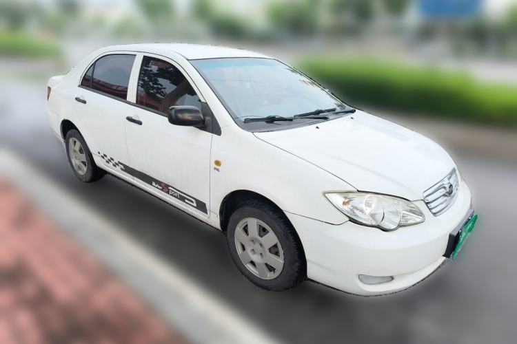 Used BYD F3 2012 Energy-Saving Edition 1.5L Manual Standard Model Front Right 45 Deg