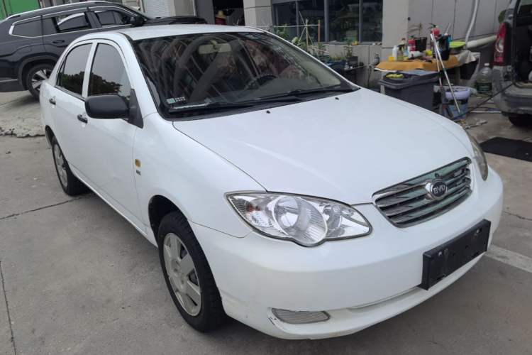 Used BYD F3 2012 Energy-Saving Model 1.5L Manual Comfort Version Front Right 45 Deg