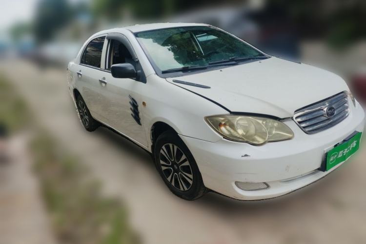 Used BYD F3 2012 Energy-Saving Model 1.5L Manual Comfort Version Front Right 45 Deg